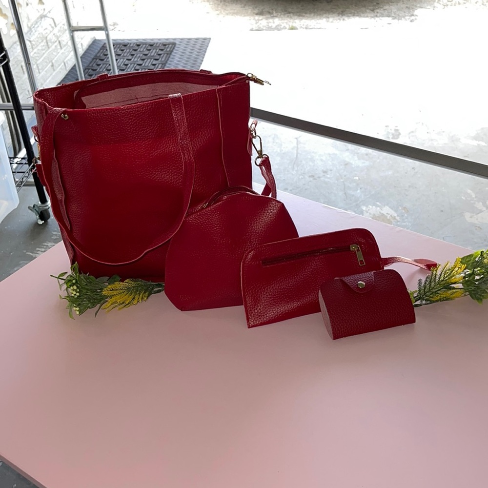 4 piece Purse organizer set Red with zippers